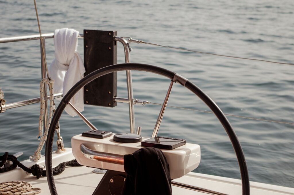 Direction & commandes - équipement bateau Nautelio
